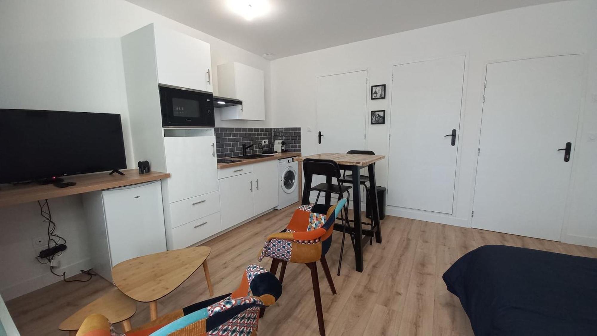 Segre Centre ✰ Studio ✰ 24M² ✰ Cuisne ✰ Wifi ✰ Tout Neuf! Ngoại thất bức ảnh